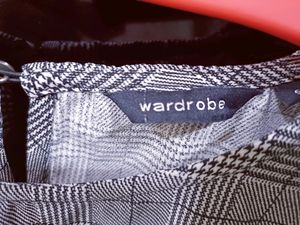 Wardrobe First class top