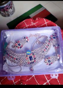 Jewelry Set With Ad Srone
