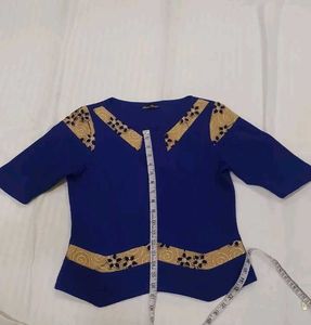 Sunday Deginer Top Bust 36 stretchable