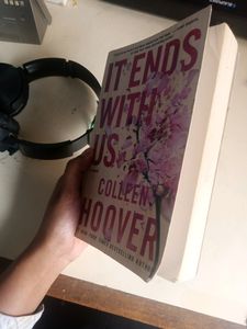&#34;It Ends With Us&#34; by Colleen Hoover