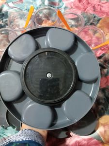 6pcs Rotating Containers