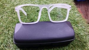 Sunglasses With Broad Frame