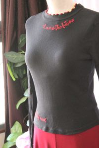 Fitted Black Top