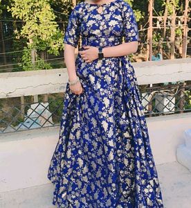 Elegant Blue Floral Dress