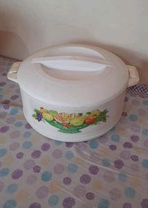 BIG SIZE INSULATED HOT POT , USED JST FOR 2 MONTHS