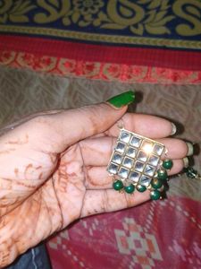 Woman Earings Tika