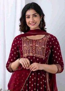 Maroon &amp; Gold Embroidered Kurta Set