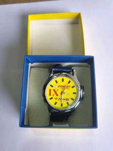 Good Looking New Analog Watch