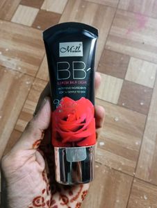 Elle 18 Compact Powder And BB Cream Combo