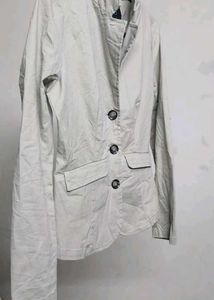 Stylish Sand-Beige "Zero" Brand Fitted Blazer