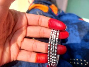 SILVER BANGELS
