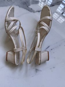 Elegant Beige Sandals And Embellish Top