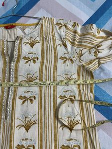 Striped Floral Print Kurta