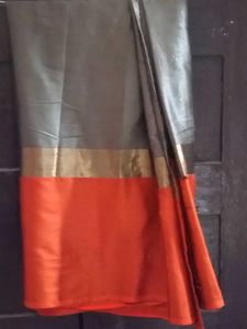 ComboOffer - UnusedOrangeBorderSarees WithSt