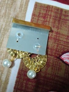 Earings