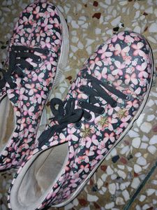 Floral Casual Shoes