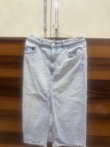 Zara Beautiful Denim Midi Skirt