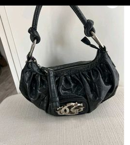 Vintage Guess baguette bag