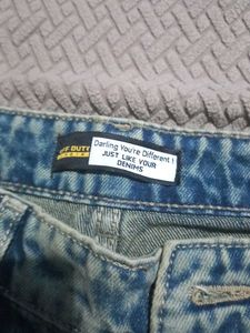 Wide Leg Cargo Jeans