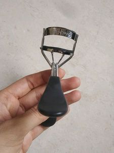 Eyelash Curler