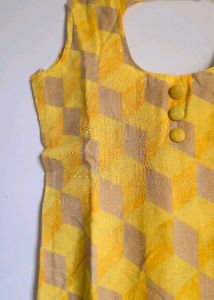 Chic Yellow kurti