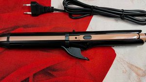 Agaro Hair Straightener