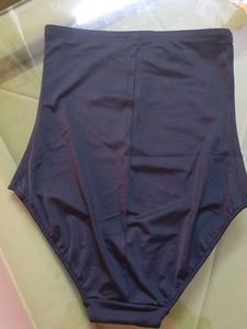 Shapewear 32 Waist Size.