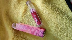 Gush Play Paint Airy Liquid Lipstick
