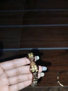 Cute Combo Of Hair Clip And Bracelets 💝🥰