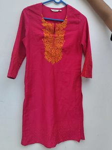 Pink Embroidered Kurti ✨