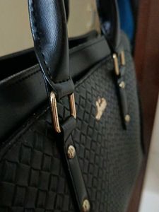 Large Lavie HandBag