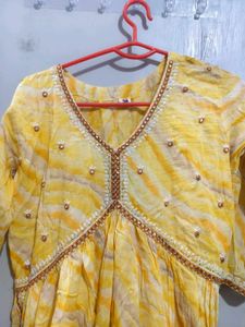 Aliya Cut Ethnic Set