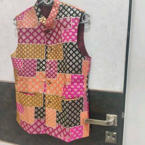 multicolored men&#39;s jacket