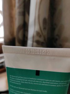 Arata Leave-In Conditioner
