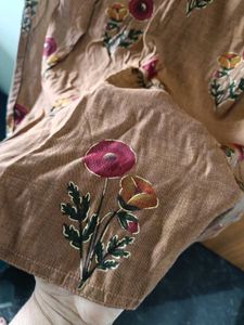 Floral Print Kurta And Pant Set