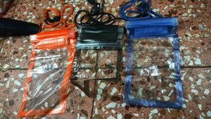 Mobile Rain Pouch