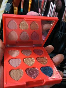 My glam eyeshadow palette 🎨