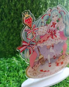 Hatsune Miku 15th Anniversary Figure