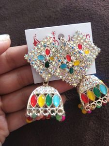 Multicolored Earing With Mangtikka