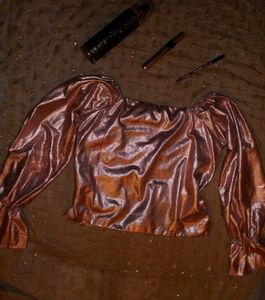 ✨️Metallic Party Top✨️