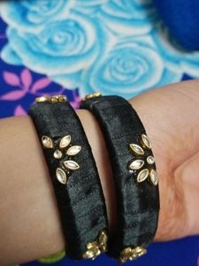 Black Kangan