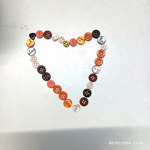 Buttons Pack Of 1 (50 In Count)