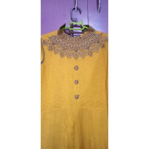 Simple Party Wear Gown For The Wemons