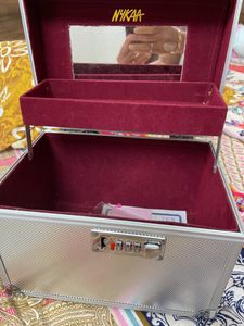 Nykaa Make Up Kit