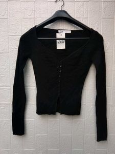 New With Tag Korean Black V-Neck Long Sleeve Top
