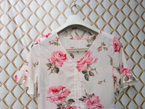 New With Tag Korean Floral Crop Top