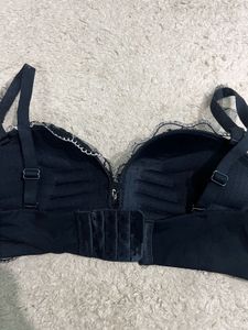 Savan Black Bra