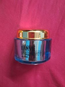 Lakme Hyaluronic Dewy Gel Creme