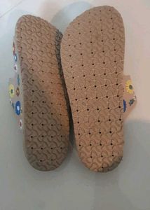 Zudio Slippers