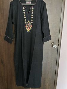 Embroidered Black Kurti Pant Set With Dupatta